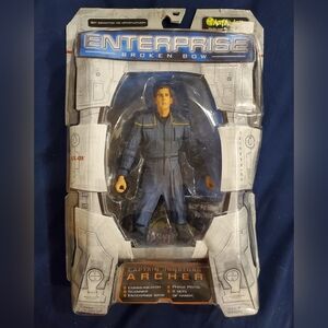 Star Trek Enterprise Captain Archer Action Figure Art Asylum NWT